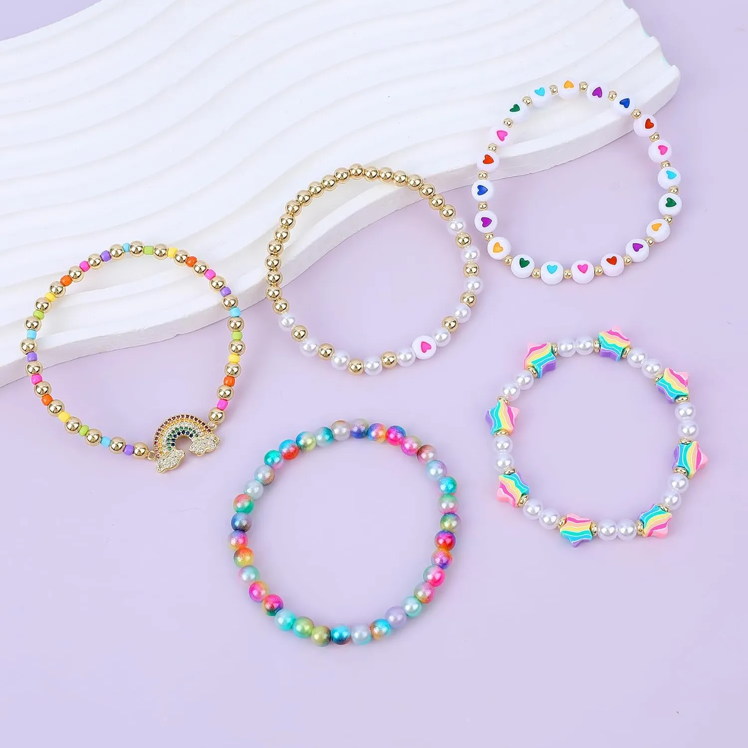 Bohemian Colorful Beaded Bracelets for Women Boho Stackable Natural Stone Letter Clay Glass Beads Stretch Bracelet Set with Charm, Cute Rainbow Friendship Bracelets for Summer Vacation