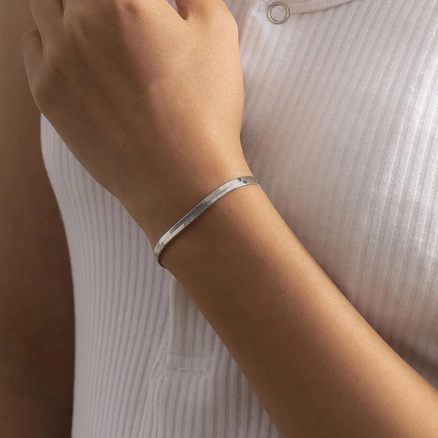 Boho Flat Snake Chain Bracelet Gold Herringbone Chain Bracelet Flat Snake Bracelet Minimalist Bracelet Jewelry for Women and Girls