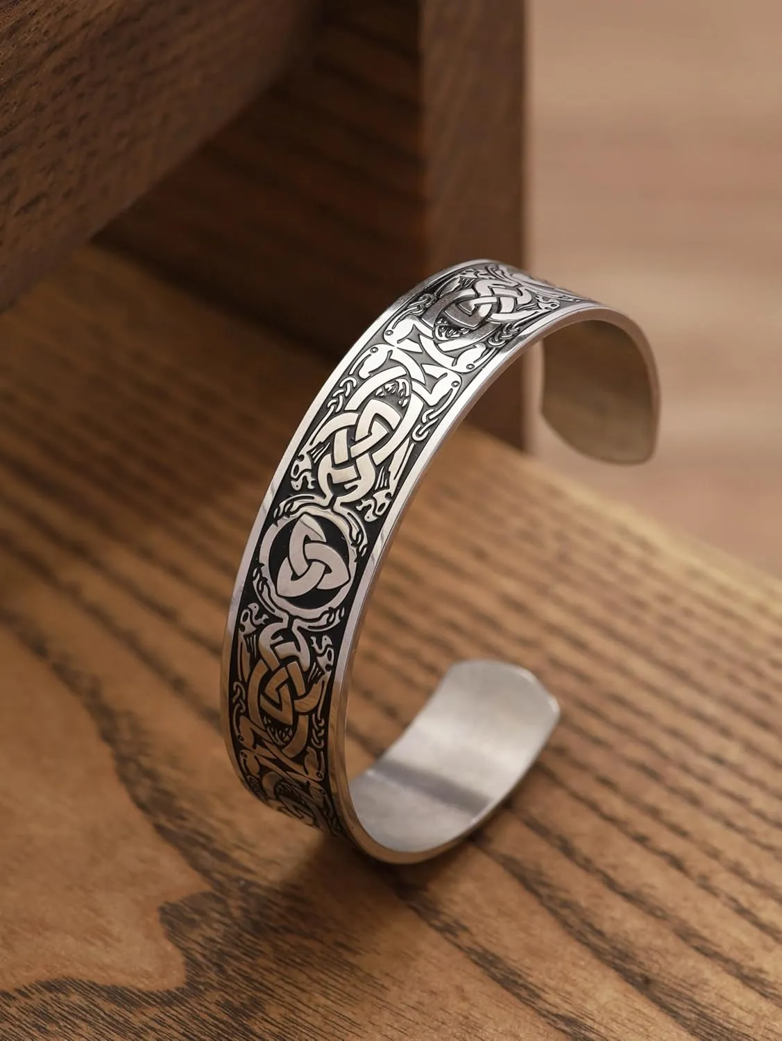 HAQUIL Viking Jewelry Viking Cuff Bracelet for Men and Women