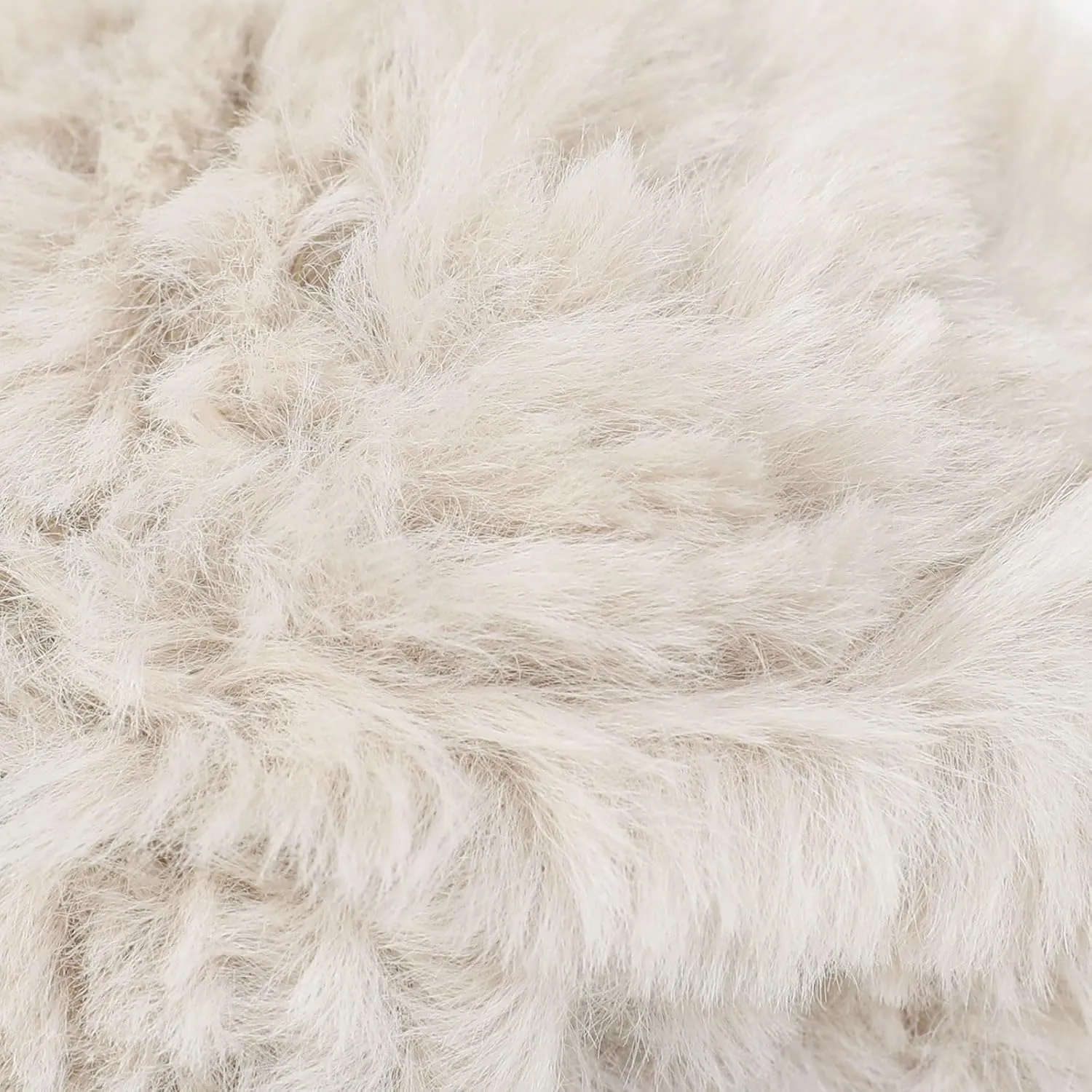 NICEEC 2 Skeins Faux Fur Yarn Super Soft, Chunky & Fluffy, Eyelash Yarn for Crochet & Knitting (Total Length 70yds,3.53oz) - Beige