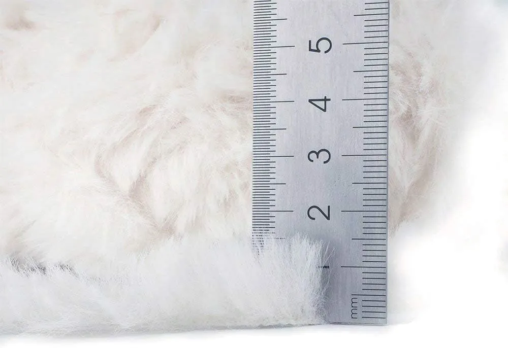NICEEC 2 Skeins Faux Fur Yarn Super Soft, Chunky & Fluffy, Eyelash Yarn for Crochet & Knitting (Total Length 70yds,3.53oz) - White